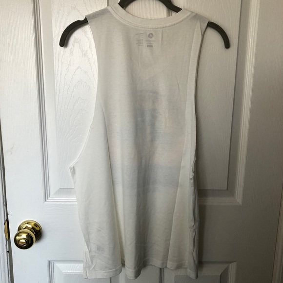2/$35 or 3/$50 NIB Avocado Activewear Vintage White Muscle Tank - Picture 4 of 7